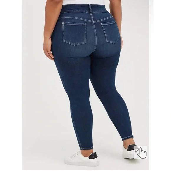 NWT Torrid Super Soft Skinny Jegging - Picture 2 of 5